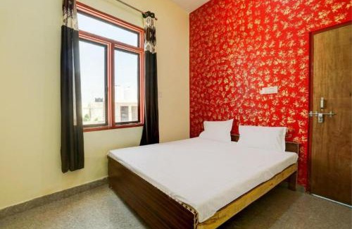 Agra Hotel | Goroomgo Hotel M J Agra Near Taj Mahal 950m