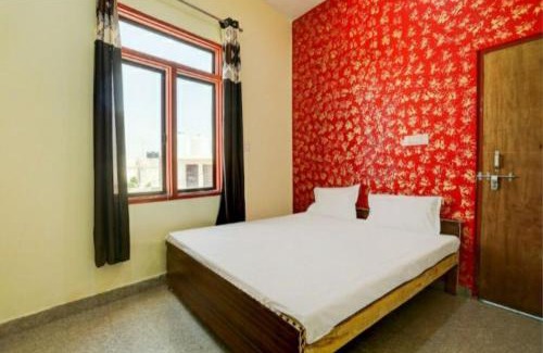 Agra Hotel | Goroomgo Hotel M J Agra Near Taj Mahal 950m