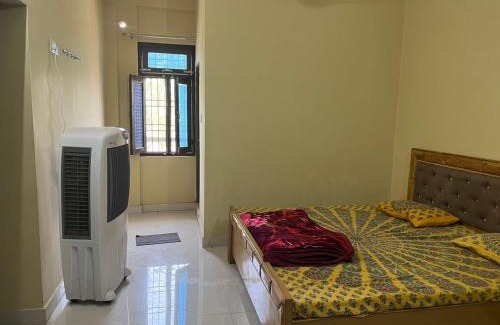 Faizabad Hotel | Goroomgo Hotel Shree Raj Luxury Homestay Ayodhya