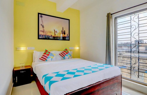 Block E Hotel | Goroomgo Luxuries Stay Lake Town Kolkata