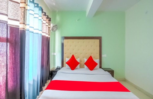 Mussoorie Hotel | Goroomgo Prithvi Resort Mussoorie