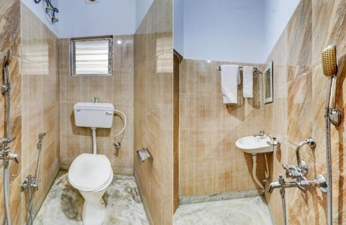Kolkata Hotel | Goroomgo Priyanshu Guest House Ruby
