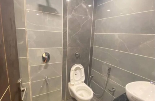 Rakabganj Hotel | Goroomgo Viren International Agra