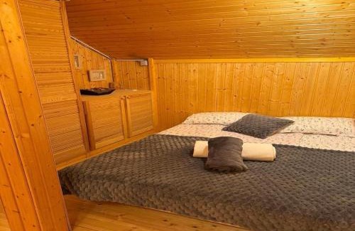 Ambroz pod Krvavcem Casa | Gorska koča Krvavec