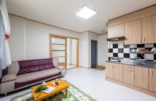 Toseong Casa | Goseong 1 Night 2 Day Pension