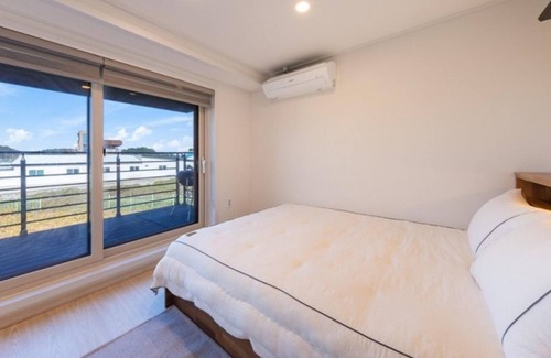 Toseong Casa | Goseong Beach Pension
