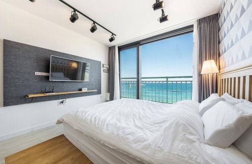 Sokcho Casa | Goseong Little Square Pension
