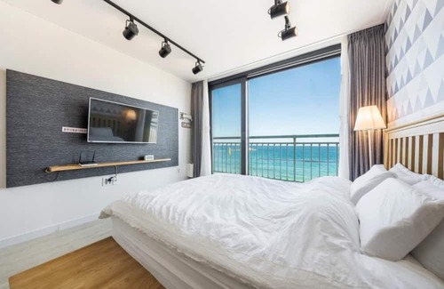 Sokcho Casa | Goseong Little Square Pension