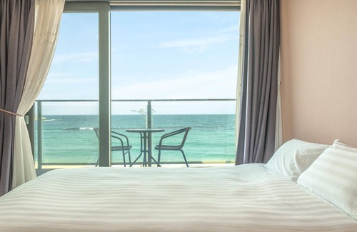 Sokcho Casa | Goseong Littlesquare Oceanview Pension
