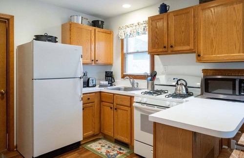 Saugatuck Cabaña | Goshorn Lake Resort Cottage #16
