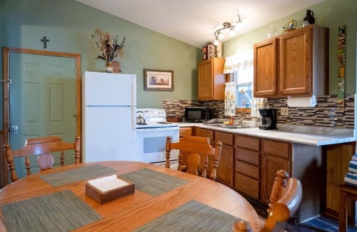Saugatuck Cabaña | Goshorn Lake Resort Cottage #22