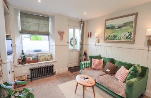 Kendal Casa | Gosling Cottage