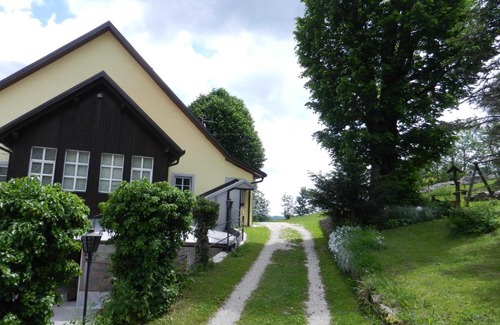 Predjama Casa | Gostilna Stara Pošta