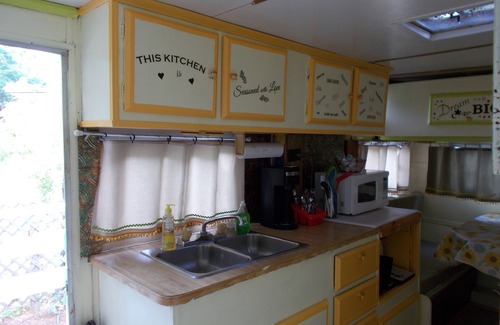Canton Casa | Puerta de entrada original de "Tiny House" a Mountain Magic