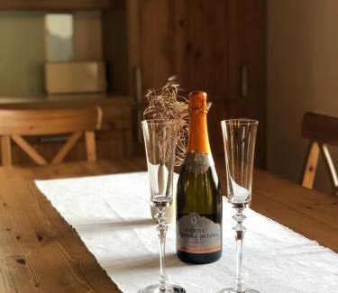 Hrastnik Casa | Gozdarjeva koča nad Rimskimi Toplicami
