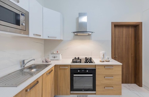 Marsalforn Apartamento | Gozo Charming Apt Near Salt Pans