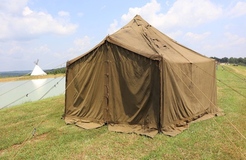 Lynx Alquiler De RV | GP Military Tent - Custer