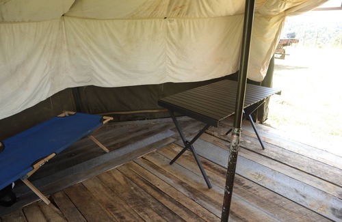 Lynx Alquiler De RV | GP Military Tent - Custer