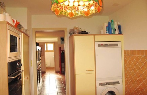 Schoenried Apartamento | Grüenbüelti by Interhome