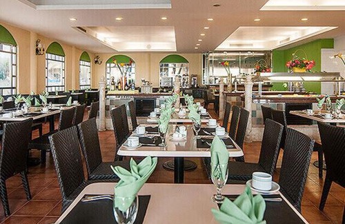 Punta Cancún Hotel | GR Solaris All Inclusive Resort