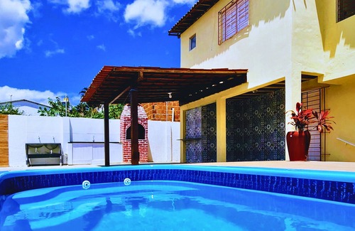 Novo Gravata Casa | GRA325 | Refugio espacioso con piscina y parrilla