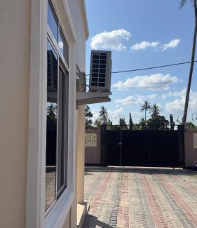 Dar es Salaam Hotel | Grace Haven Airport Day-Use & Overnight Stays Hotel
