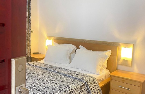 Lome Casa | Grace Lodge