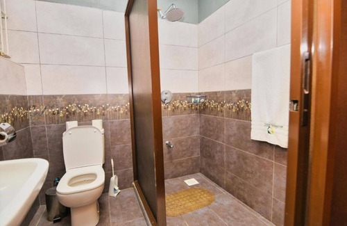 Kilimani Hotel | GraceHouse Resort