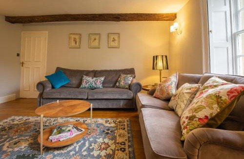 Rowsley Casa | Grade II Listed House near Chatsworth