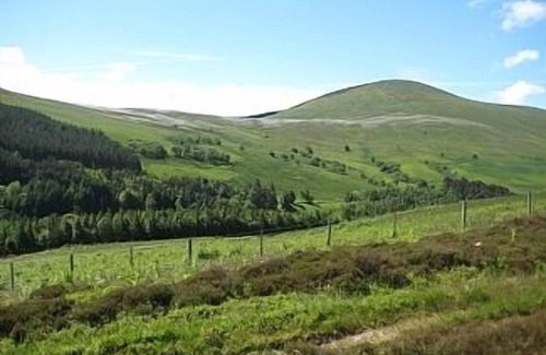 Rothbury Cabaña | Grado II cabaña de piedra construida con un fuego abierto - Walker y ciclistas bienvenidos