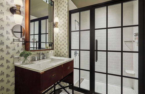 Bloomington Hotel | Graduate by Hilton Bloomington