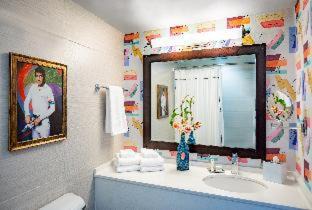Fayetteville Hotel | Graduate by Hilton Fayetteville, AR