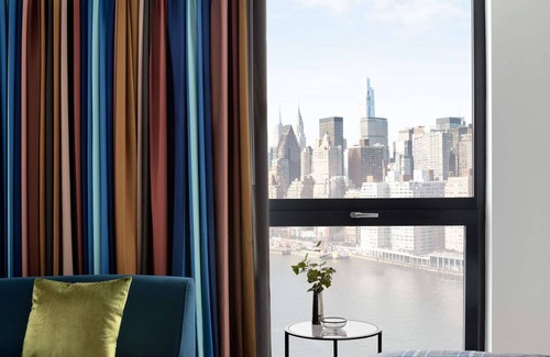 Snyder Square Hotel | Graduate by Hilton New York