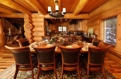 Pittman Center Cabina | Grampy Camp Lodge at Gatlinburg
