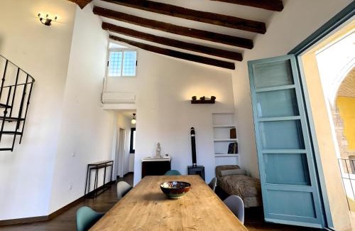 El Pilar Apartamento | Gran apartamento con vista a las torres de Quart