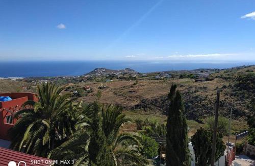 Santa Maria de Guía de Gran Canaria Villa | GRAN CANARIA LA FINCA DE CARMELITA Y BARTOLITO