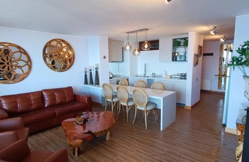 Pucon Apartamento | Gran departamento de Lujo en primera línea en PUCON, acceso directo al Lago