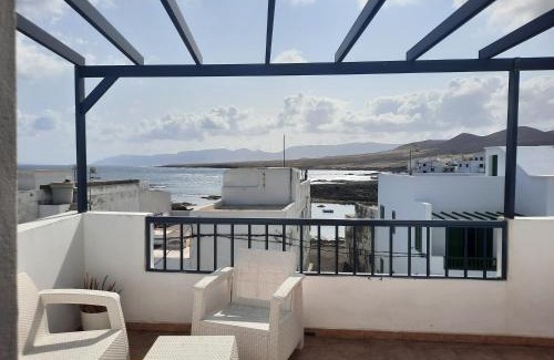 Caleta de Caballo Apartamento | Gran terraza con muy bonitas vistas
