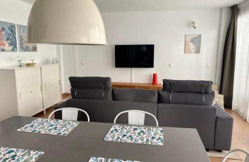 Bahia Calma Apartamento | gran terrazza, vista oceano, confortevole, ampio, Wi-Fi