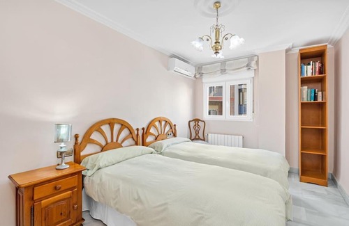 Camino de Ronda Apartamento | GRANADA Piso en calle Arabial 117 JUNTO A EL CORTE INGLÉS