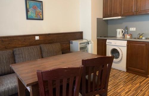 Shiligarnika Apartamento | Granat next to Ski Lift by BookVillaBG