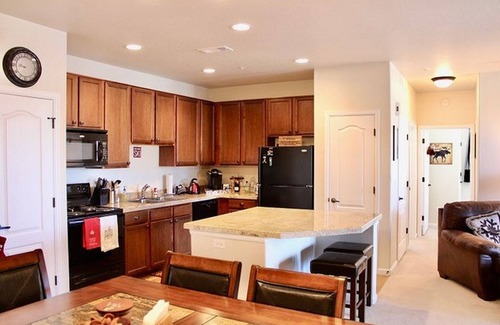 Silvercreek Condominio | Granby Ranch condo, minutes from skiing, fishing, mtn biking, hiking & more!