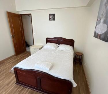 Odivelas Apartamento | Grand 3 chambres 6 pers proche Lisbonne Partager Enregistrer