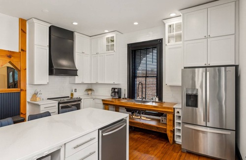 Central Business District Casa | Grand and Unique Historic Downtown Lynchburg Home!