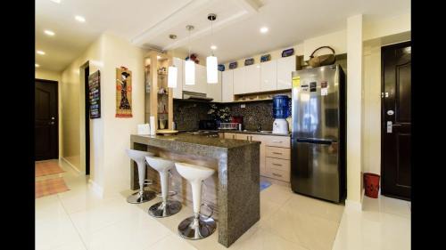 Ususan Apartamento | Grand Apartment near BGC