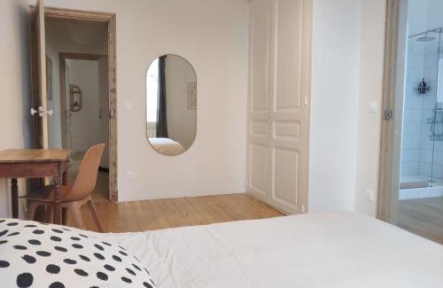 Saint-Avertin Apartamento | Grand Appart neuf, calme, wifi