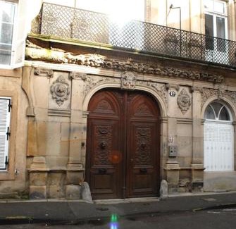 Autun Apartamento | Grand Appartement a Maison sculptée