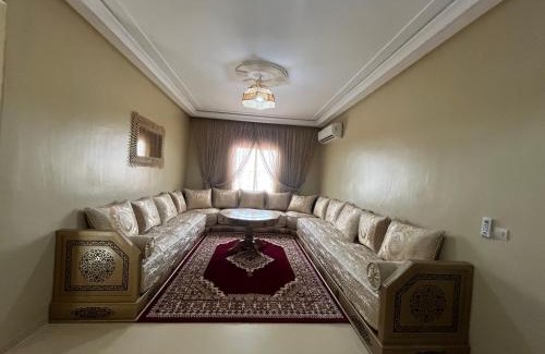 Douar Sidi Youssef Ben Ali Apartamento | Grand appartement de 3 chambres Idéal familles et groupes Résidence sécurisée