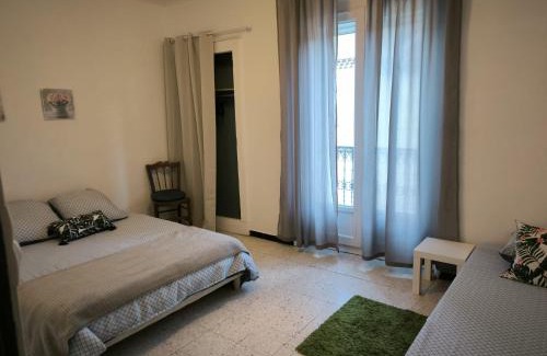 Besseges Apartamento | Grand appartement Groupe-famille avec terrasse