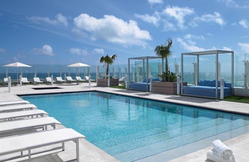 Surfside Hotel | Grand Beach Hotel Surfside